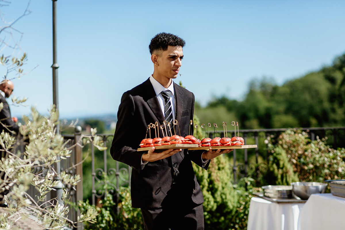 matrimonio al ristorante albergo Ca' Vittoria di Tigliole d'Asti.Aperitivo