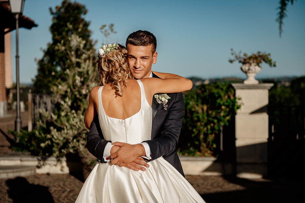 matrimonio al ristorante albergo Ca' Vittoria di Tigliole d'Asti.Primo ballo degli sposi