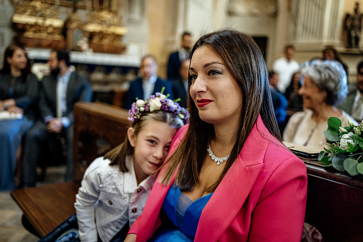 matrimonio a Chieri nella chiesa dei Ss. Bernardino e Rocco. nipotina dello sposo e sorella della sposo