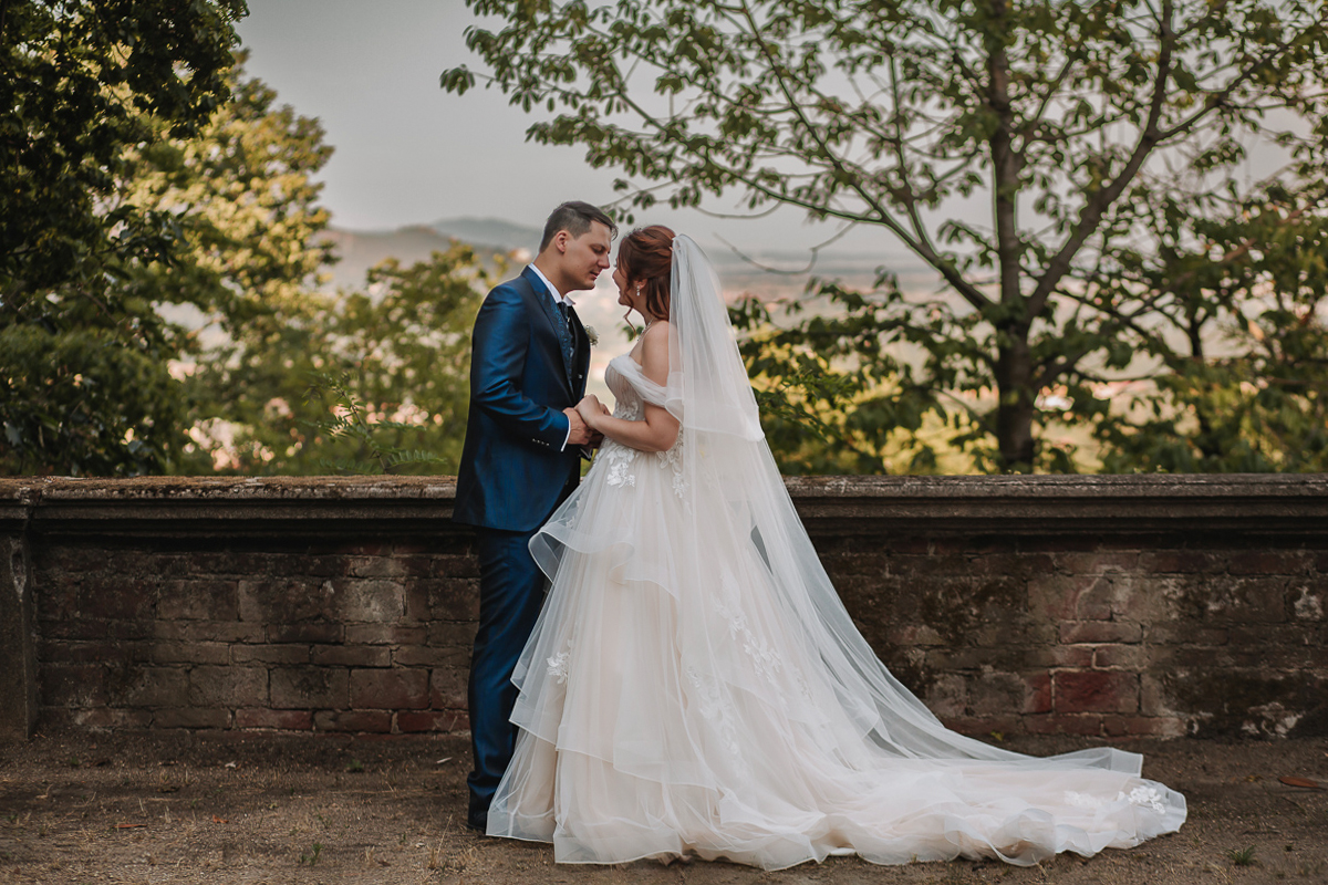 Matrimonio al Castello Canalis di Cumiana(TO). Servizio di coppia.