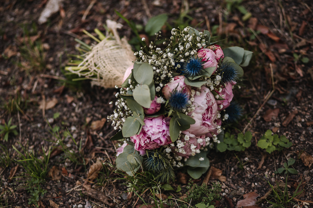 Matrimonio al Castello Canalis di Cumiana(TO). Servizio di coppia Bouquet della sposa