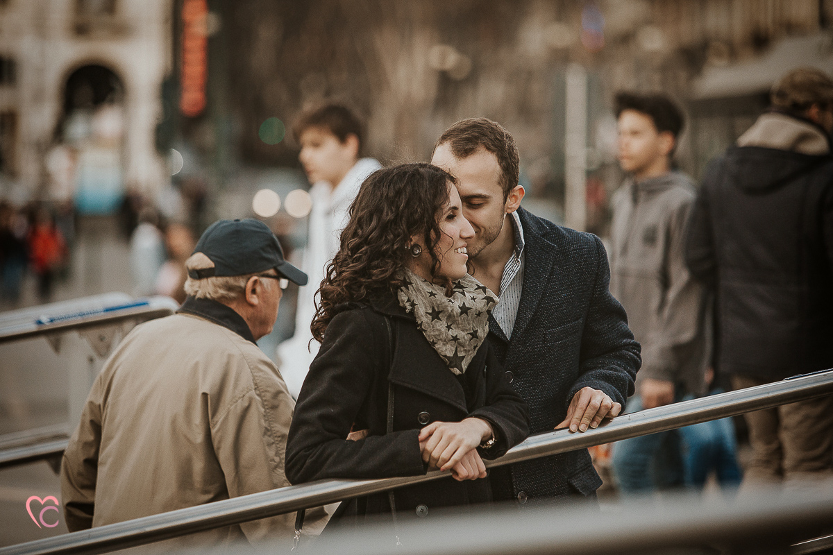 Engagement a Torino nella stazione di Porta Susa.