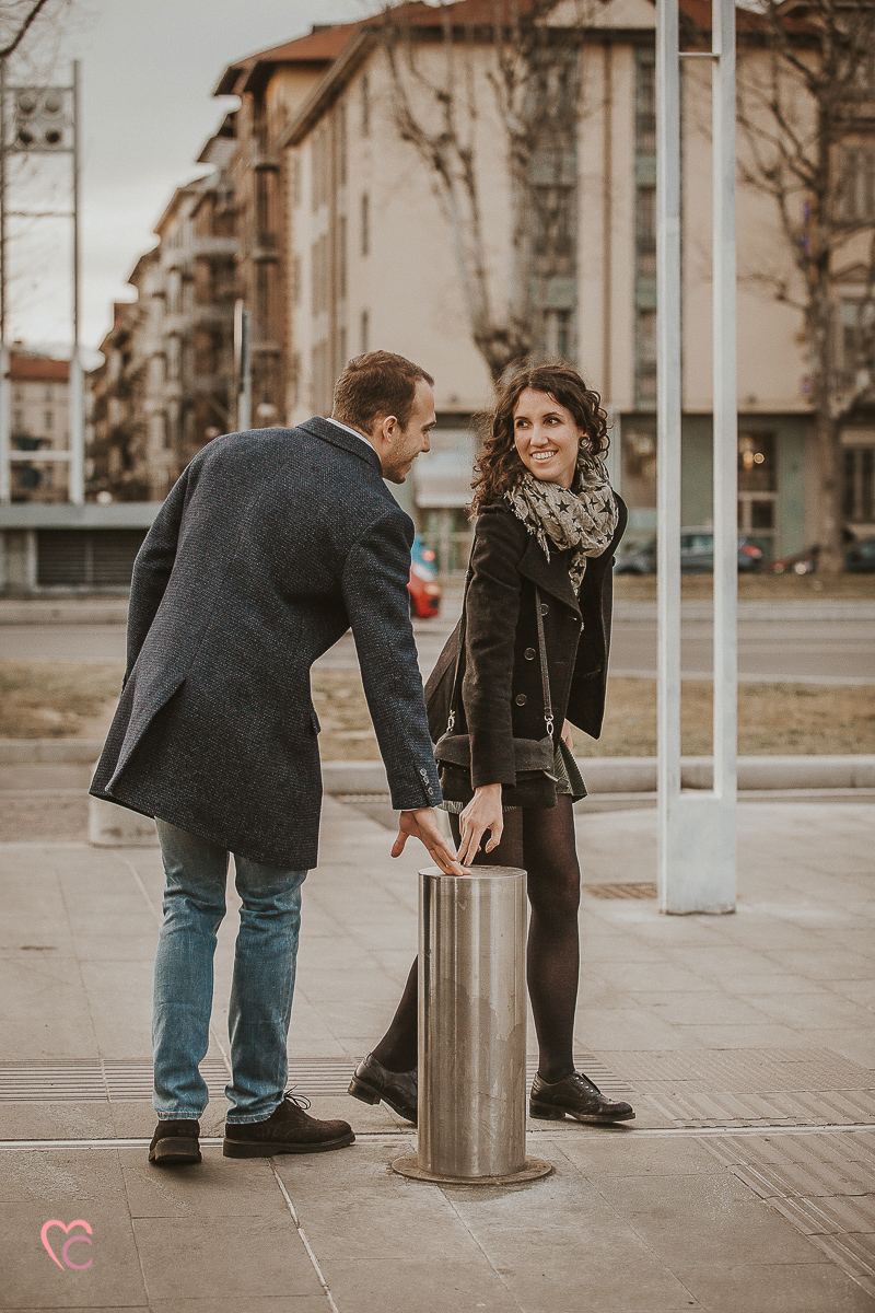 Engagement a Torino nella stazione di Porta Susa.
