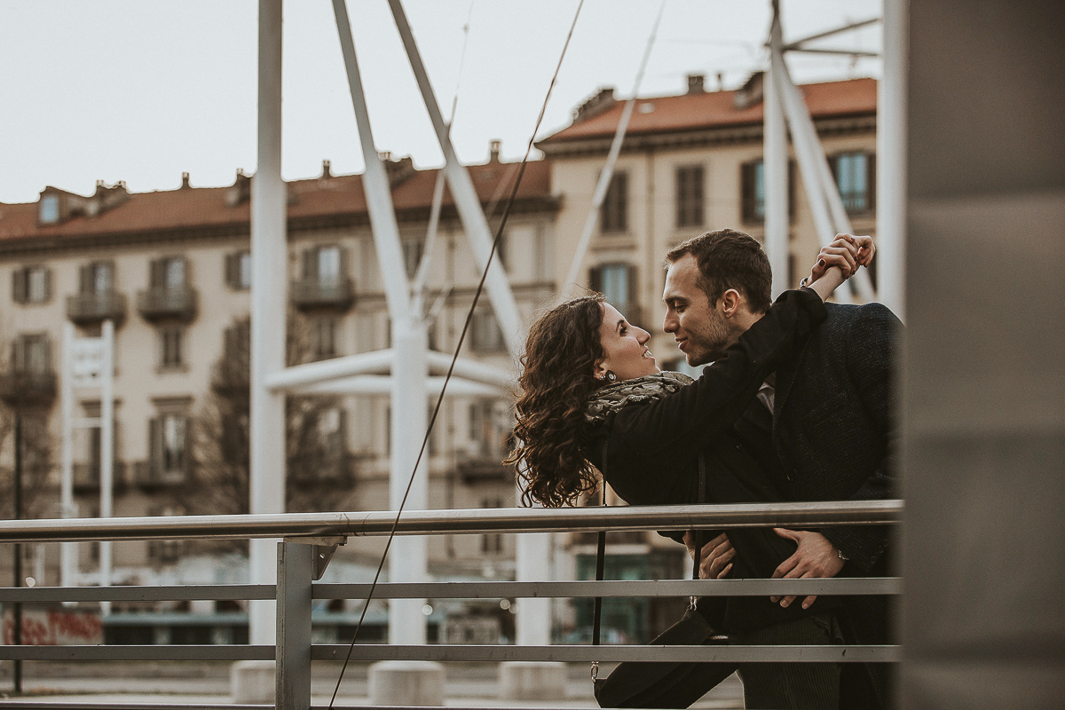 Engagement a Torino nella stazione di Porta Susa.