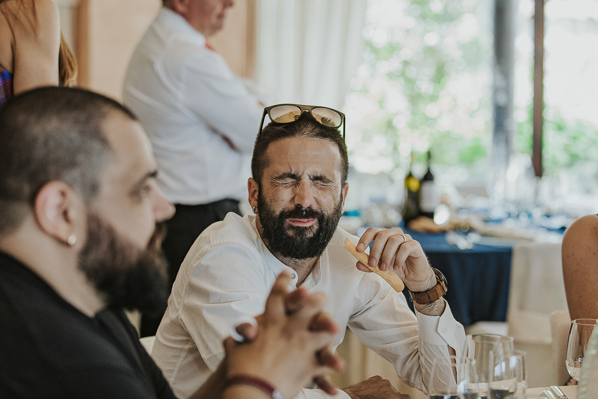Castello Rosso di Costigliole di Saluzzo. Destination wedding. Pranzo. Invitati