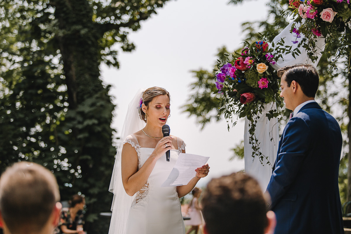 Castello Rosso di Costigliole di Saluzzo. Destination wedding. Cerimonia. promesse della sposa.