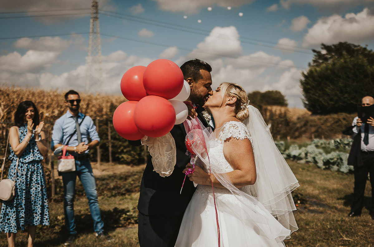 Casa Format, matrimonio italo-marocchino. Cerimonia. Bacio