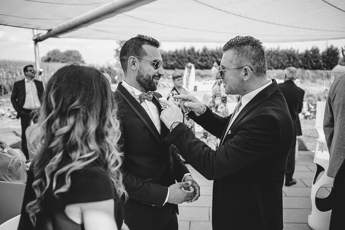 Casa Format, matrimonio italo-marocchino. Cerimonia. Sposo con il testimone.