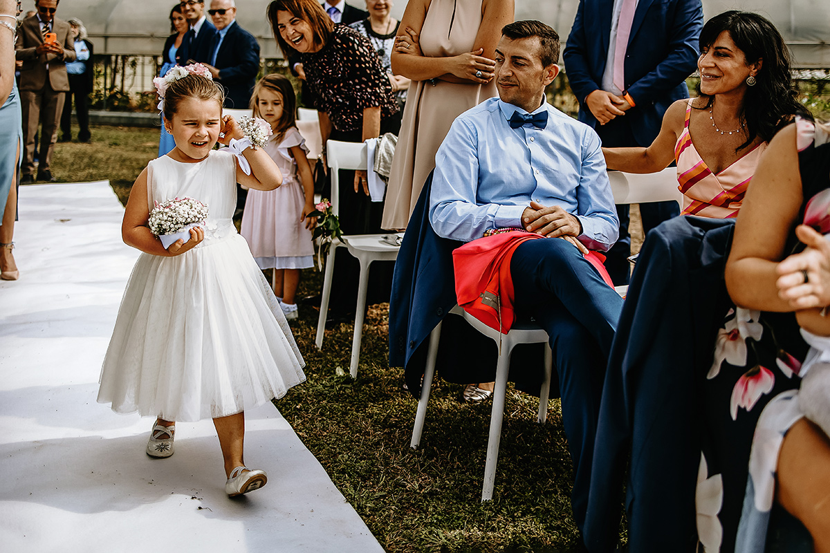 Casa Format, matrimonio italo-marocchino. Cerimonia. ingresso della piccola damigella.