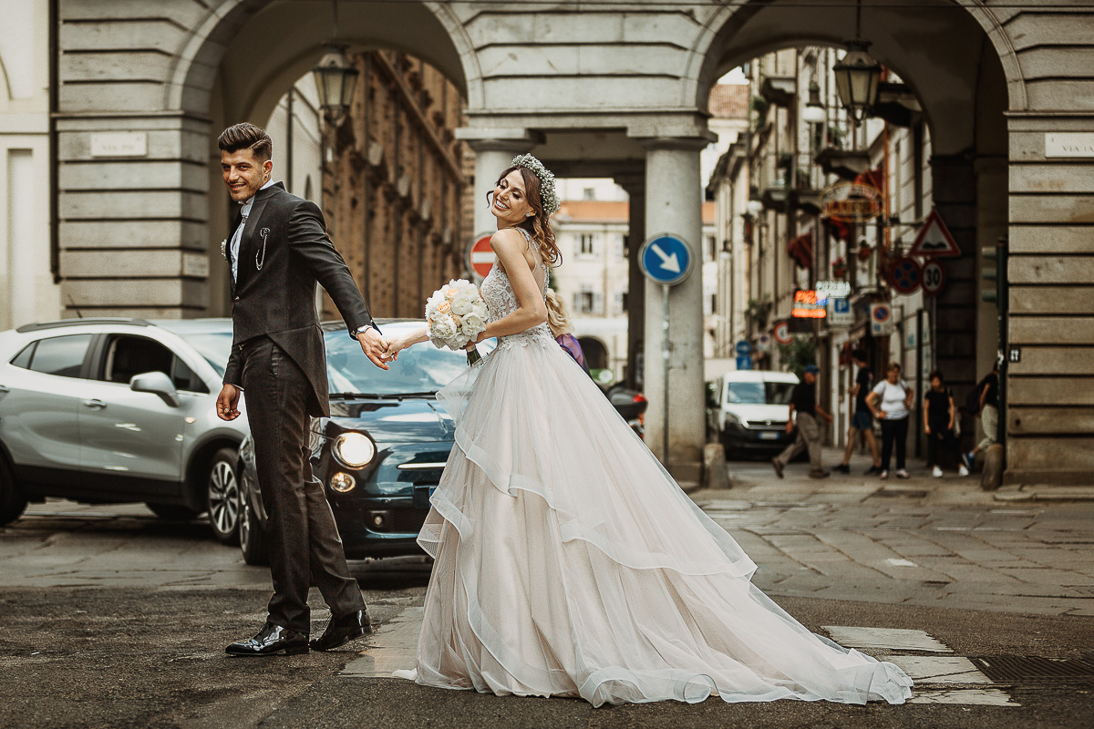 Matrimonio a Torino. Sessione di coppia in via Po