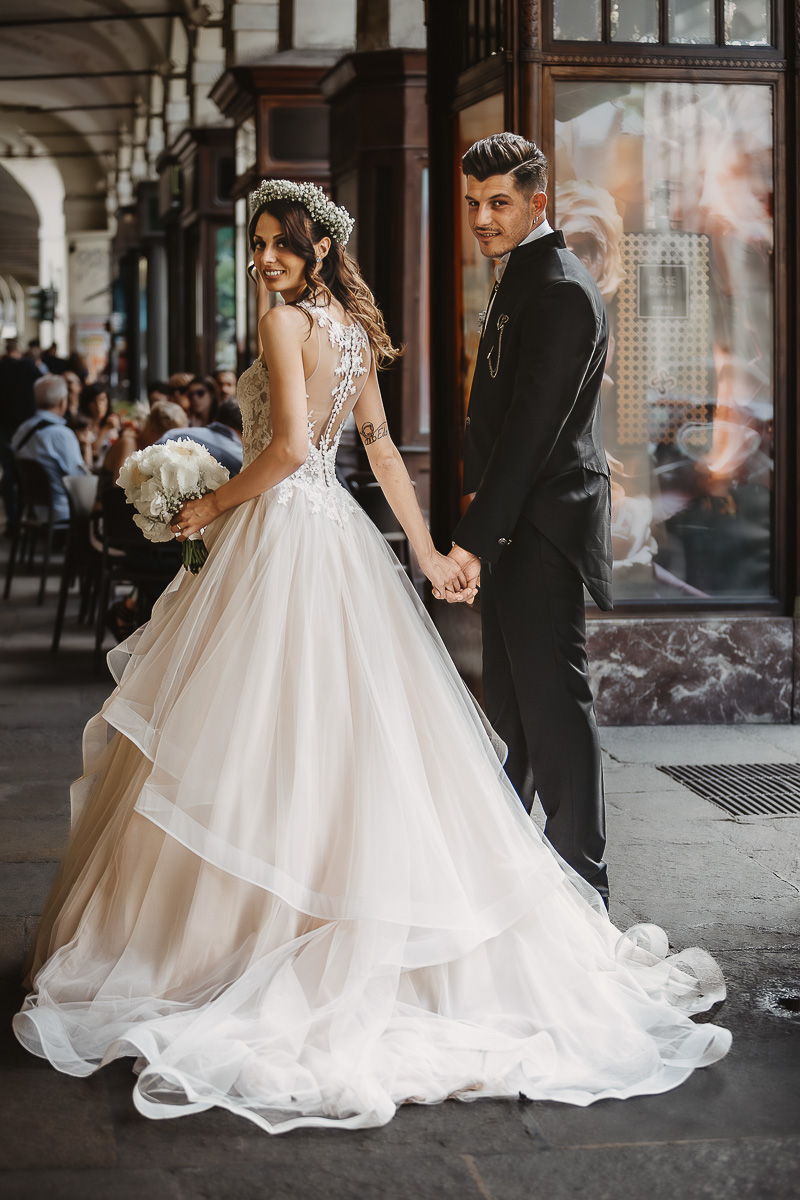 Matrimonio a Torino. Sessione di coppia in via Po