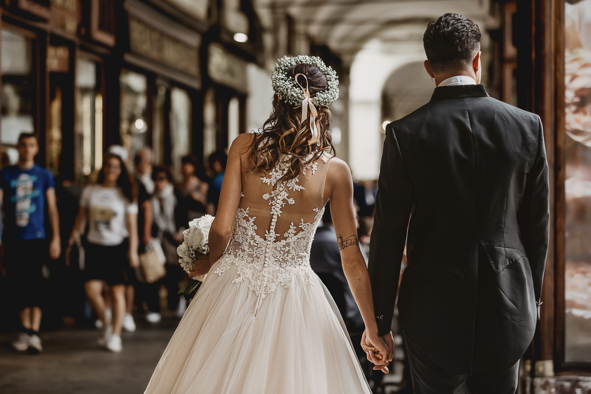 Matrimonio a Torino. Sessione di coppia in via Po