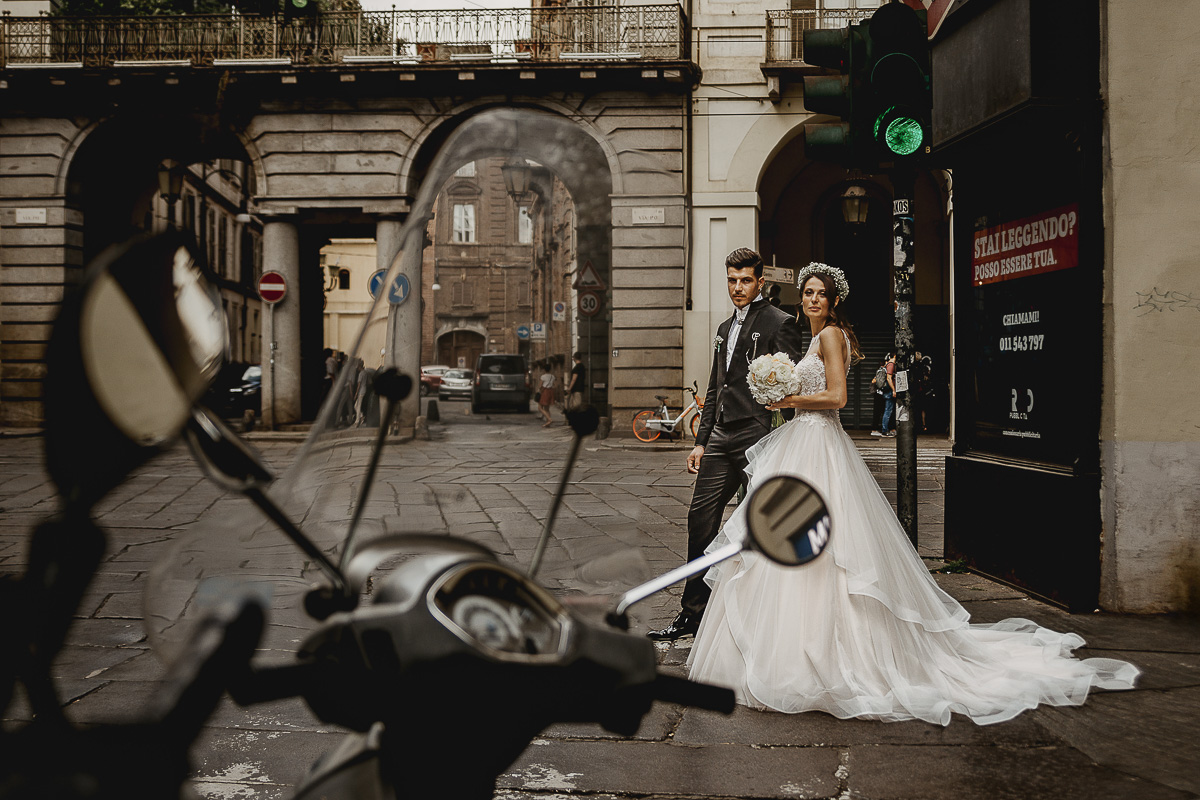 Matrimonio a Torino. Sessione di coppia in via Po