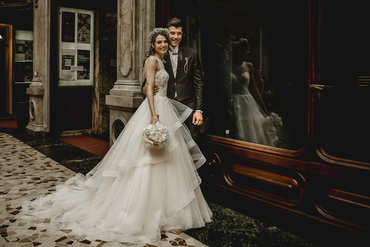 Matrimonio a Torino. Sessione di coppia nella galleria Subalpina