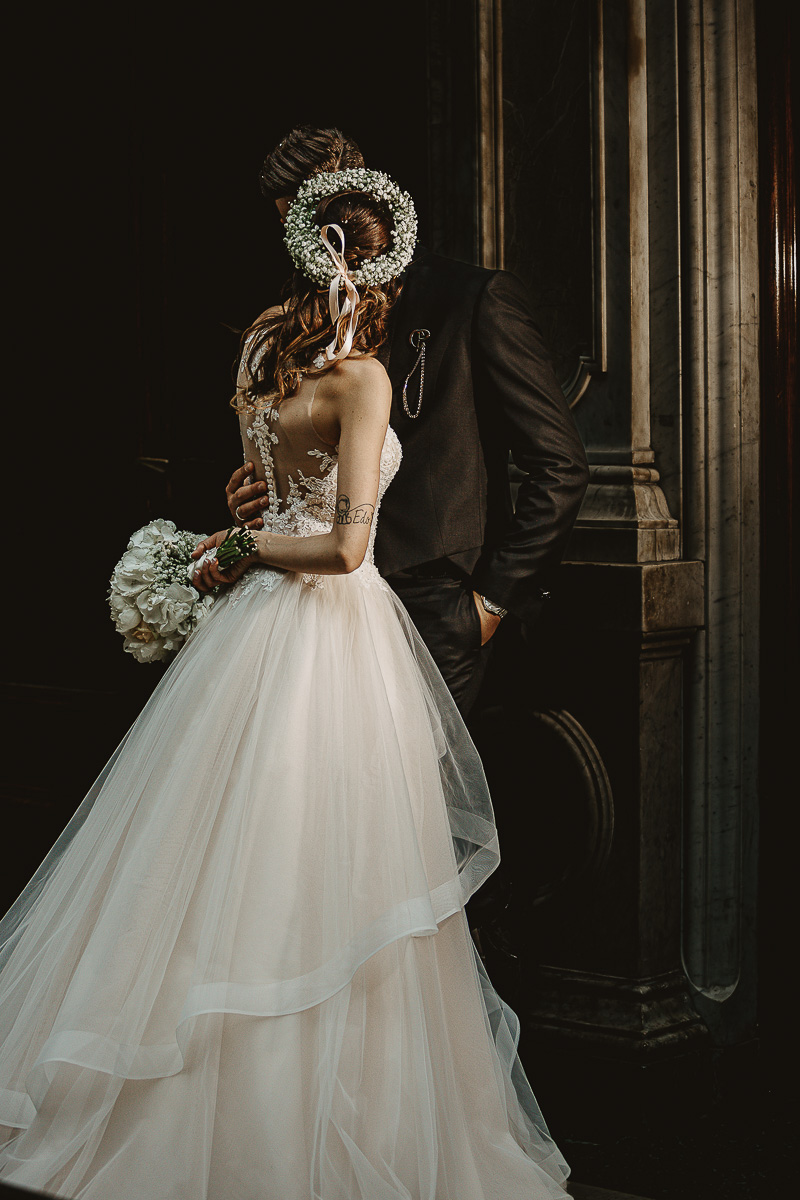 Matrimonio a Torino. Sessione di coppia nella galleria Subalpina