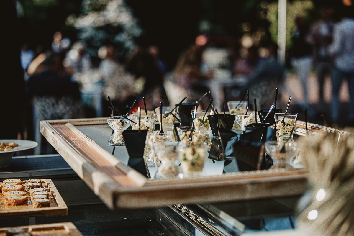 Matrimonio alla Tenuta La Cascinetta di Buriasco. Aperitivo.
