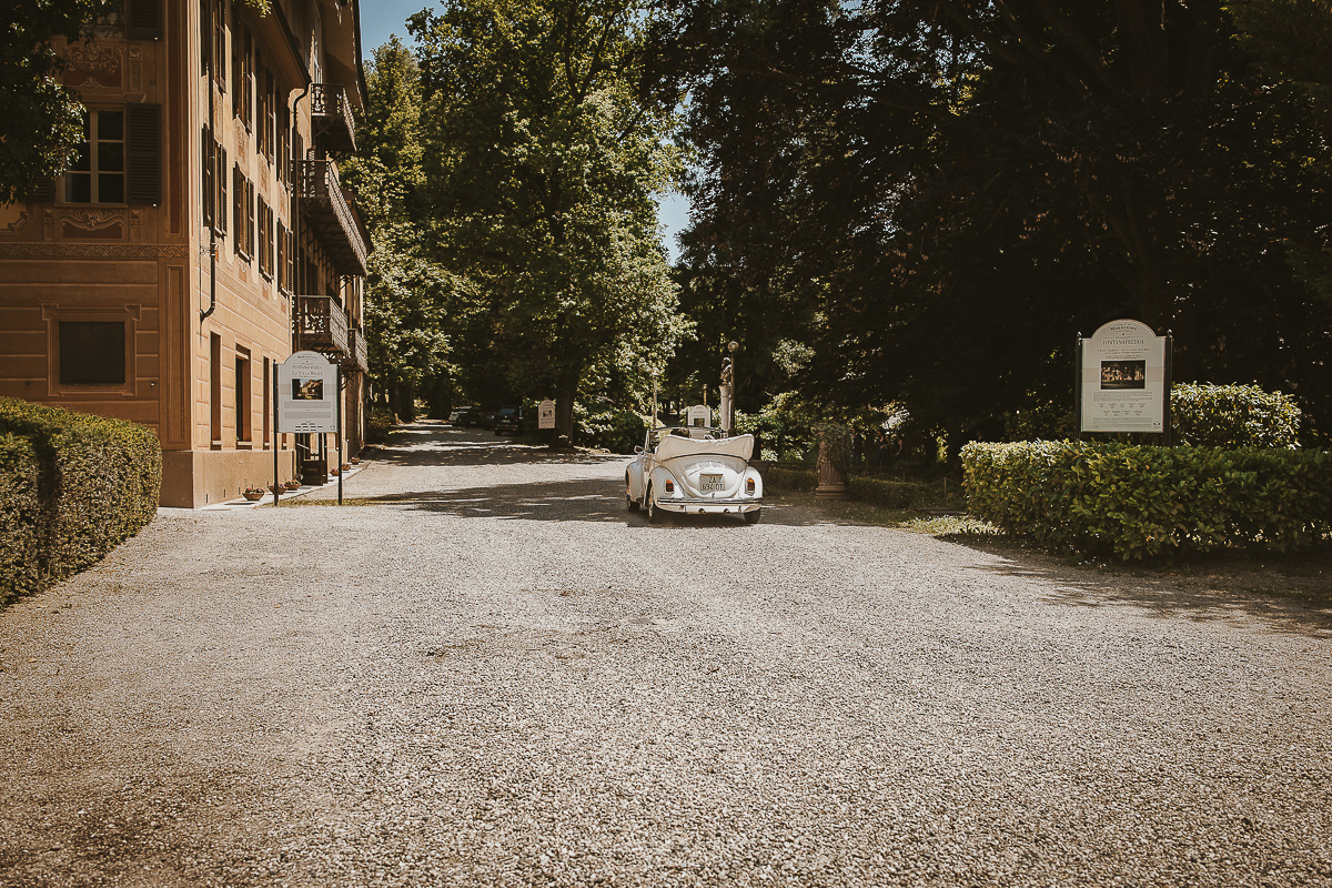 Tenuta Fontanfredda, ingresso degli sposi nella Villa Reale, Guidoristorante
