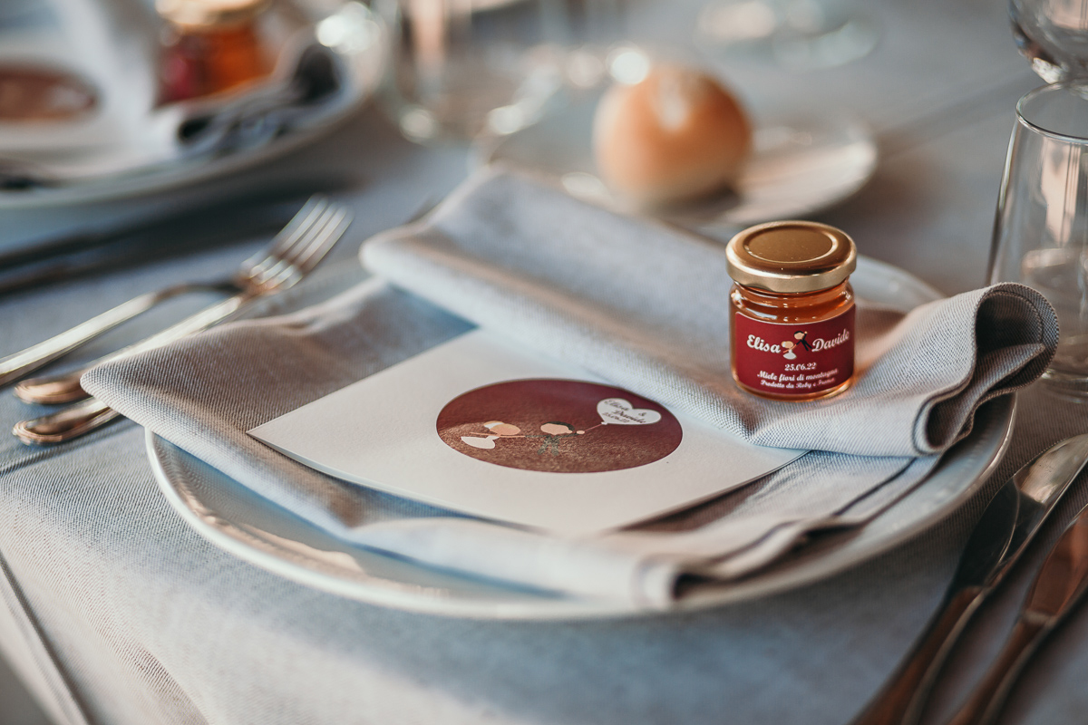 Matrimonio a Villa Fiorita ad Asti. Aperitivo.Segnaposto