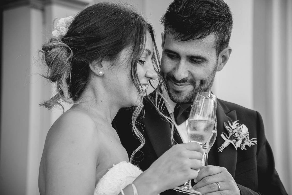 Matrimonio a Villa Fiorita ad Asti. Aperitivo.Brindisi degli sposi