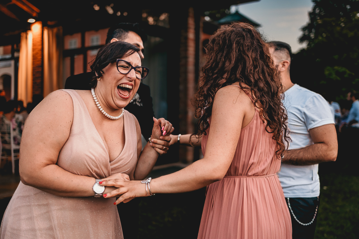 Matrimonio a Villa Fiorita ad Asti. Cena.Invitati