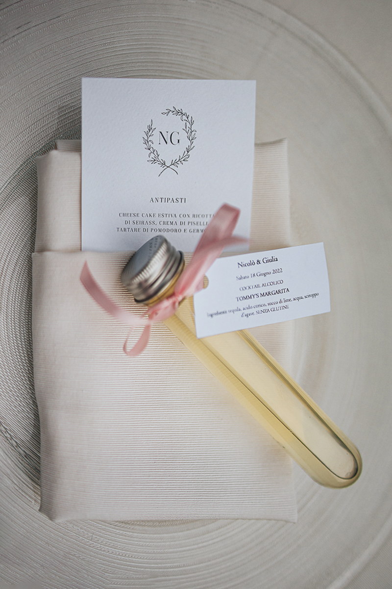 Villa Sassi matrimonio di Giulia e Nicolò. Cena. Menu e segnaposto..