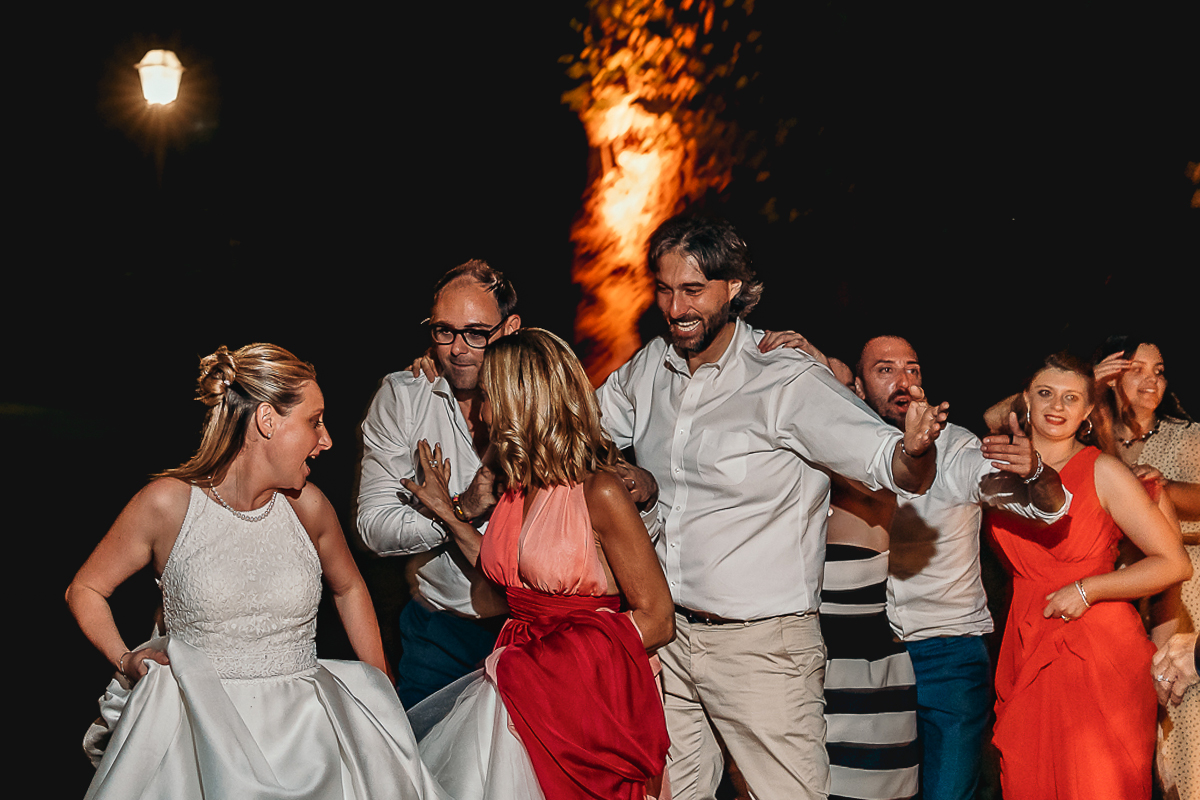 Villa Sassi matrimonio di Giulia e Nicolò.Festa. Balli di gruppo.