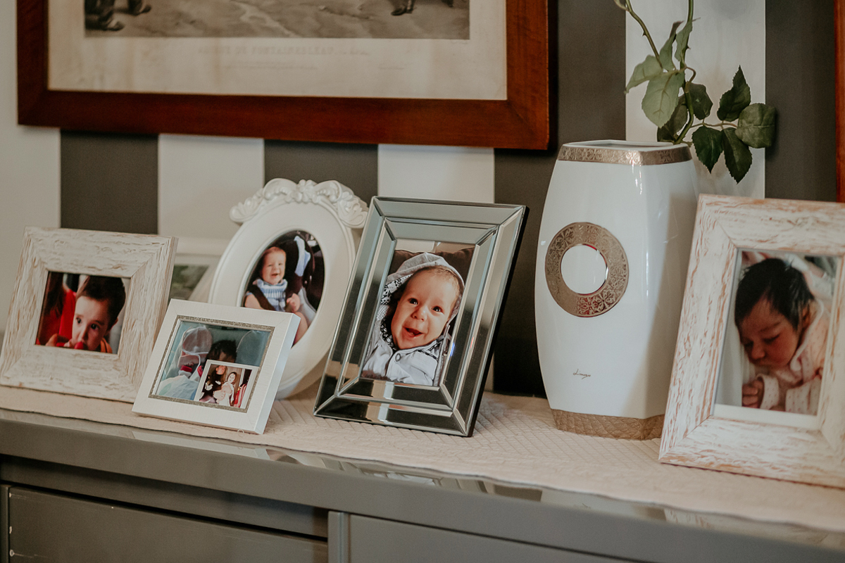 Matrimonio a Villa Sassi. Preparazione della sposa a Chieri. Fotografie di famiglia