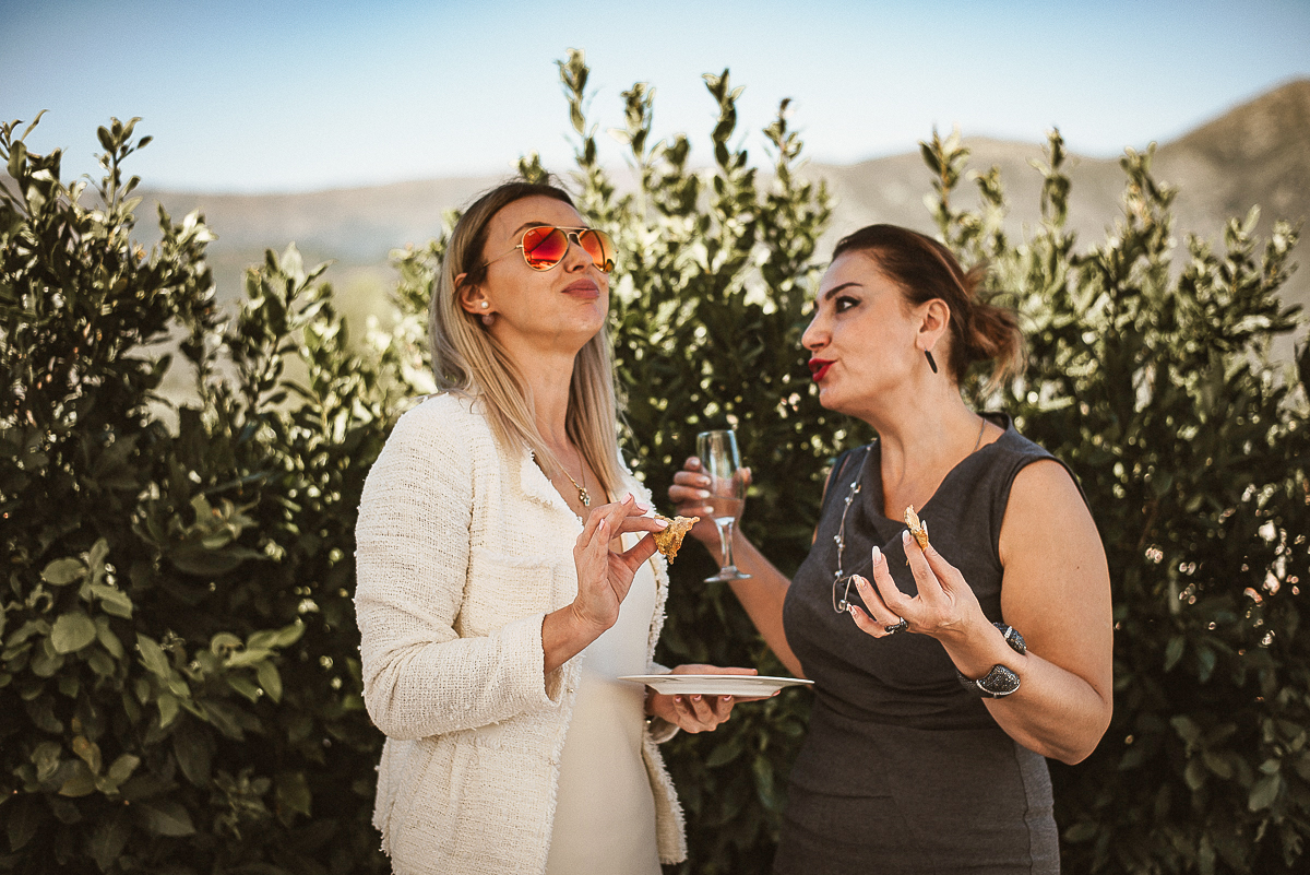 Destination wedding ad Arenzano (GE) presso l'Hotel Punta San Martino. Aperitivo.