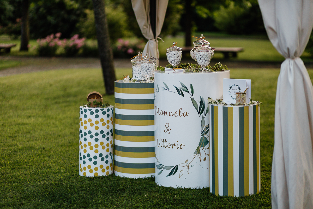 Tenuta La Cascinetta di Buriasco. Matrimonio. Aperitivo. Confettata.