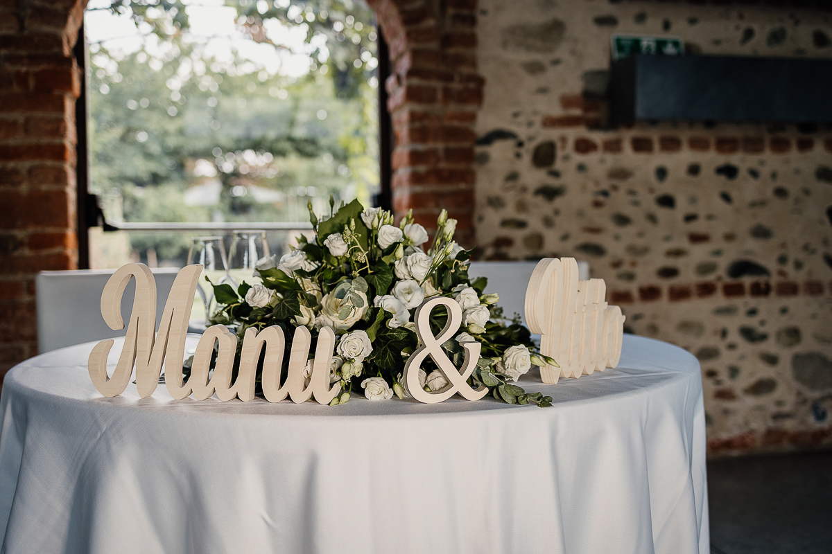 Tenuta La Cascinetta di Buriasco. Matrimonio. Cena.Tavolo degli sposi.