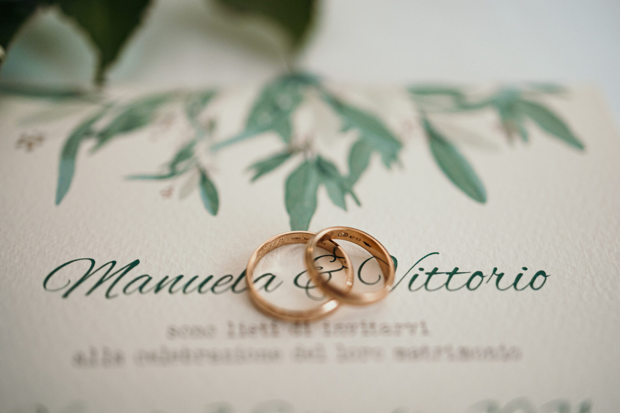 Tenuta La Cascinetta di Buriasco. Matrimonio. Partecipazione e anelli.