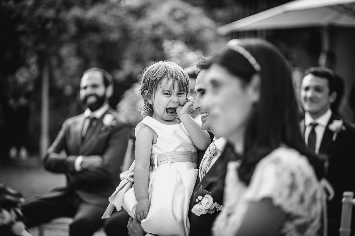 Tenuta La Cascinetta di Buriasco. Matrimonio. Cerimonia. Bambina degli sposi.
