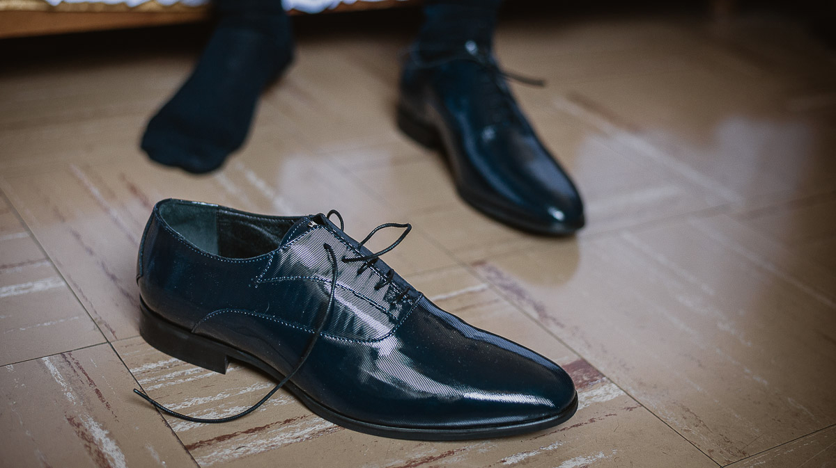 Matrimonio a Torino, preparazione dello sposo. Scarpe.