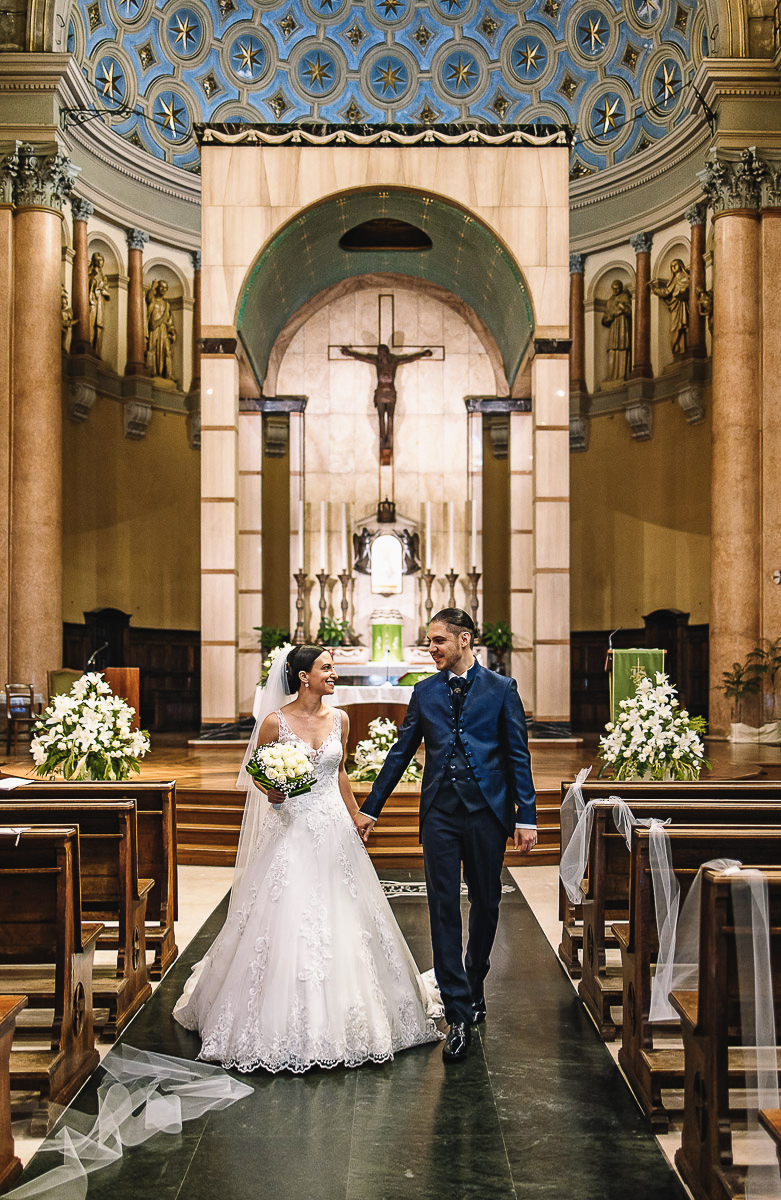 Matrimonio a Torino, chiesa di San Gioacchino. Cerimonia.Uscita degli sposi.