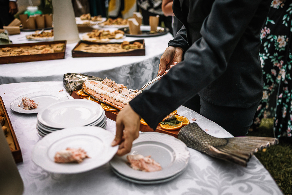 matrimonio al Castello di Oviglio. Aperitivo. Piatti di pesce.