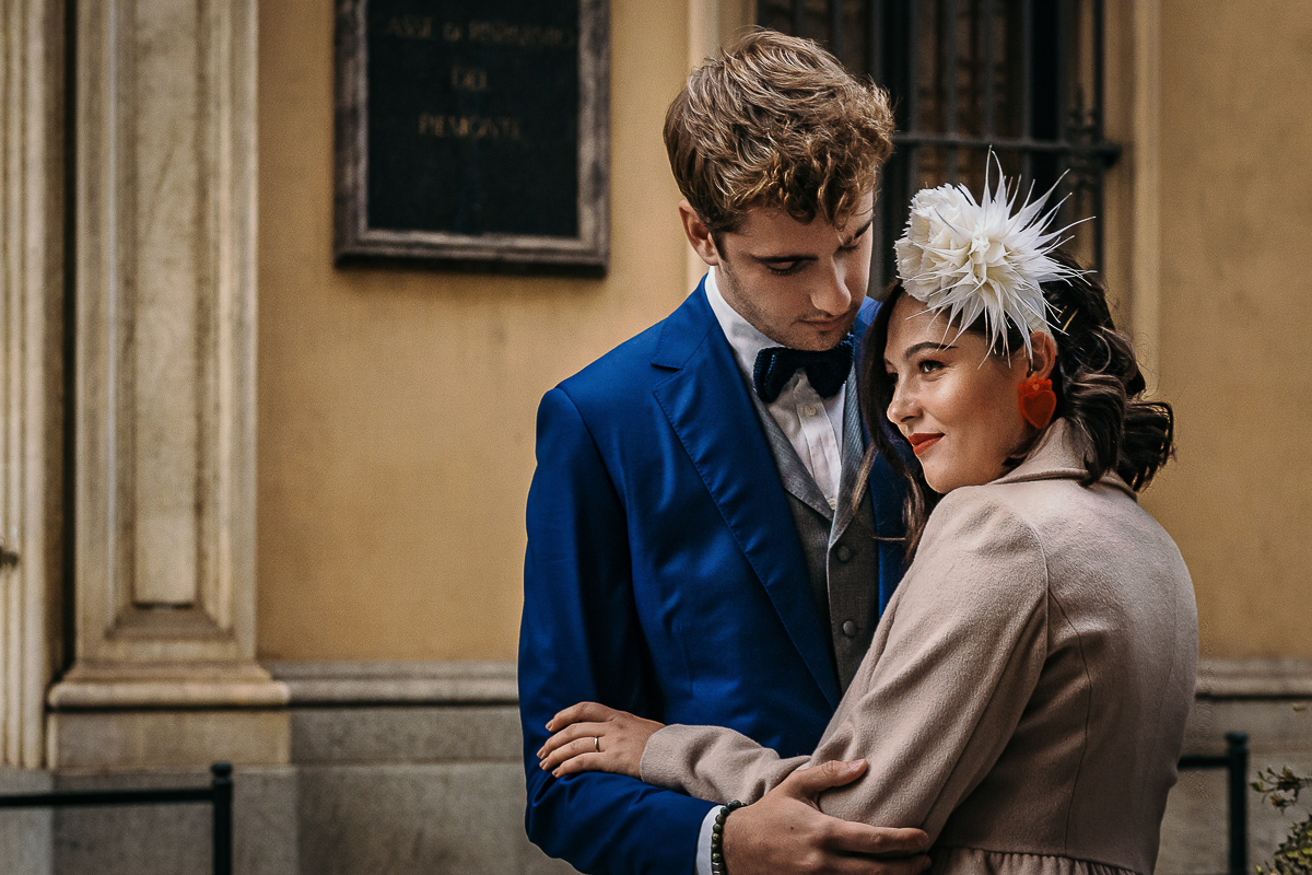 The number 6, Torino, editorial wedding. Sessione di coppia per le vie del centro di Torino.