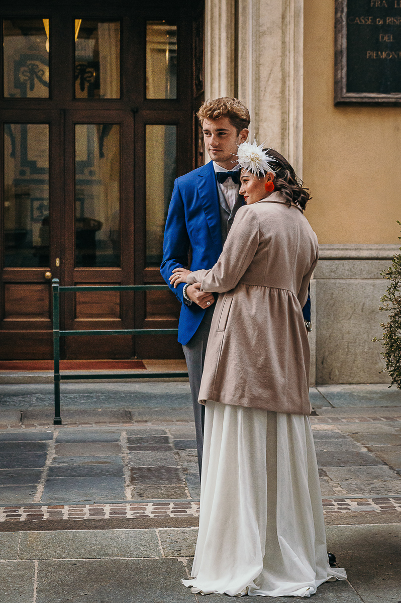 The number 6, Torino, editorial wedding. Sessione di coppia per le vie del centro di Torino.