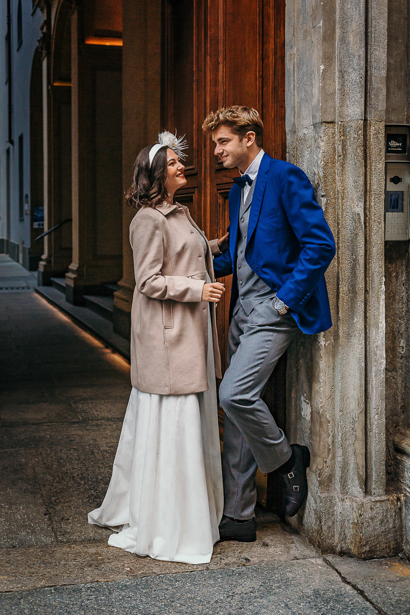 The number 6, Torino, editorial wedding. Sessione di coppia per le vie del centro di Torino.