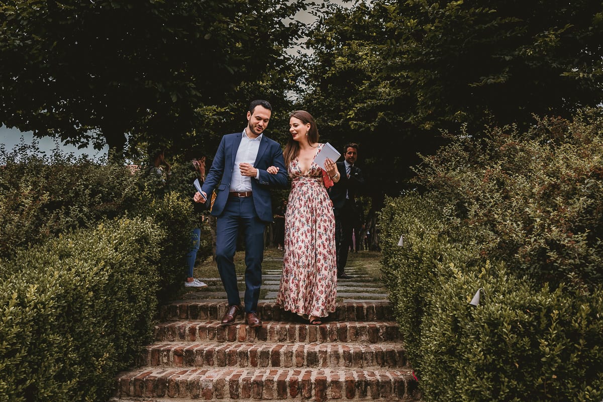 Destination wedding al Relais Sant'Uffizio. Cerimonia. Uscita degli invitati.