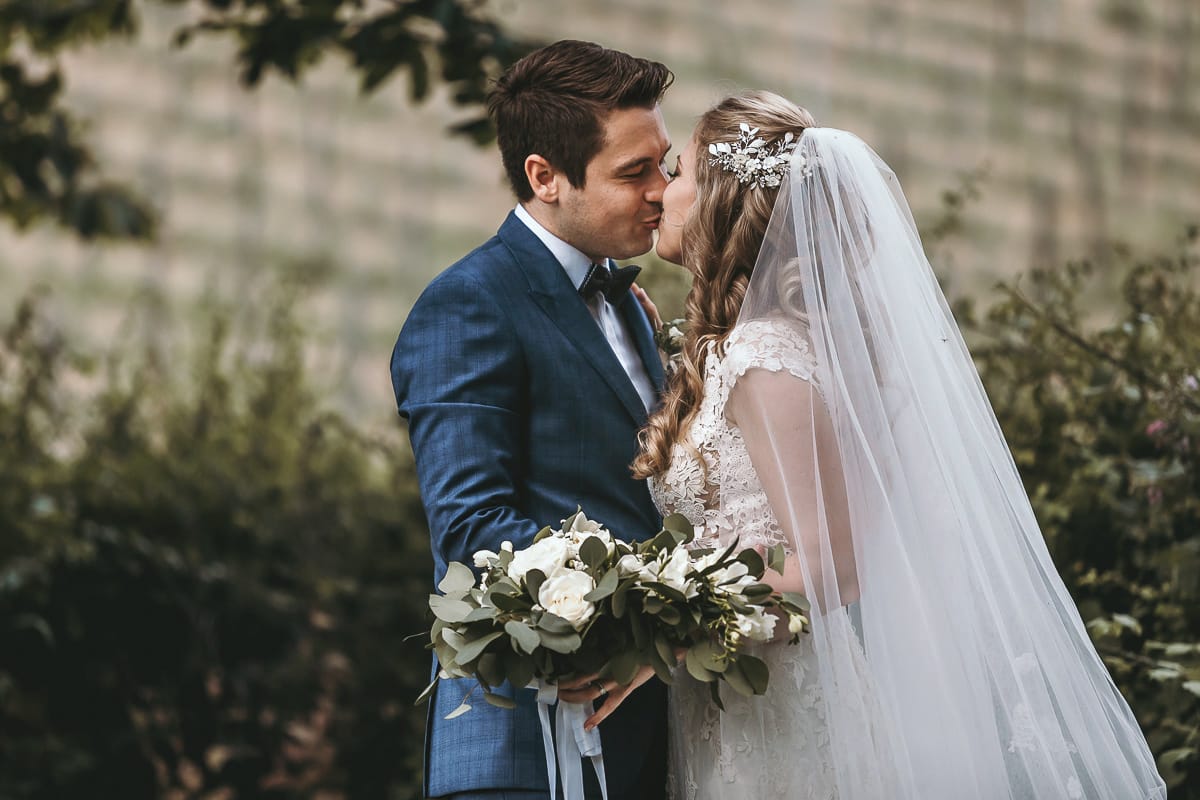 Destination wedding al Relais Sant'Uffizio. Sessione fotografica di coppia.