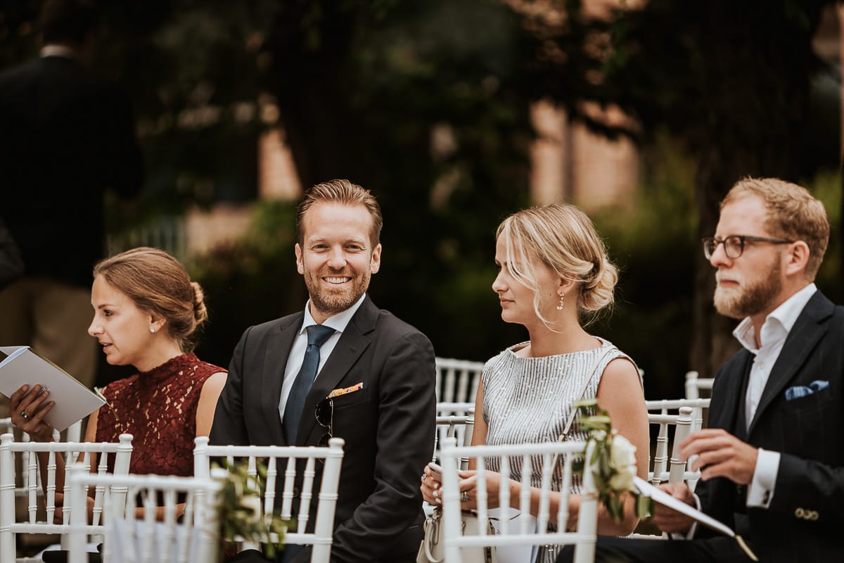 Destination wedding al Relais Sant'Uffizio. Cerimonia. Invitati.