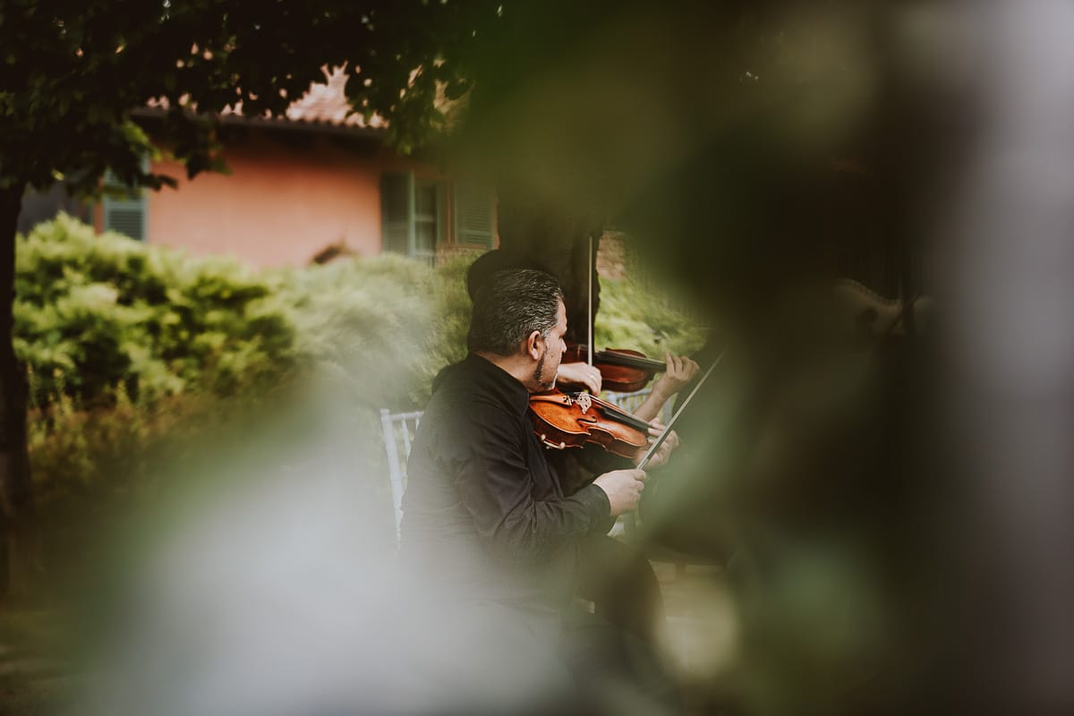 Destination wedding al Relais Sant'Uffizio. Cerimonia. Musicisti.