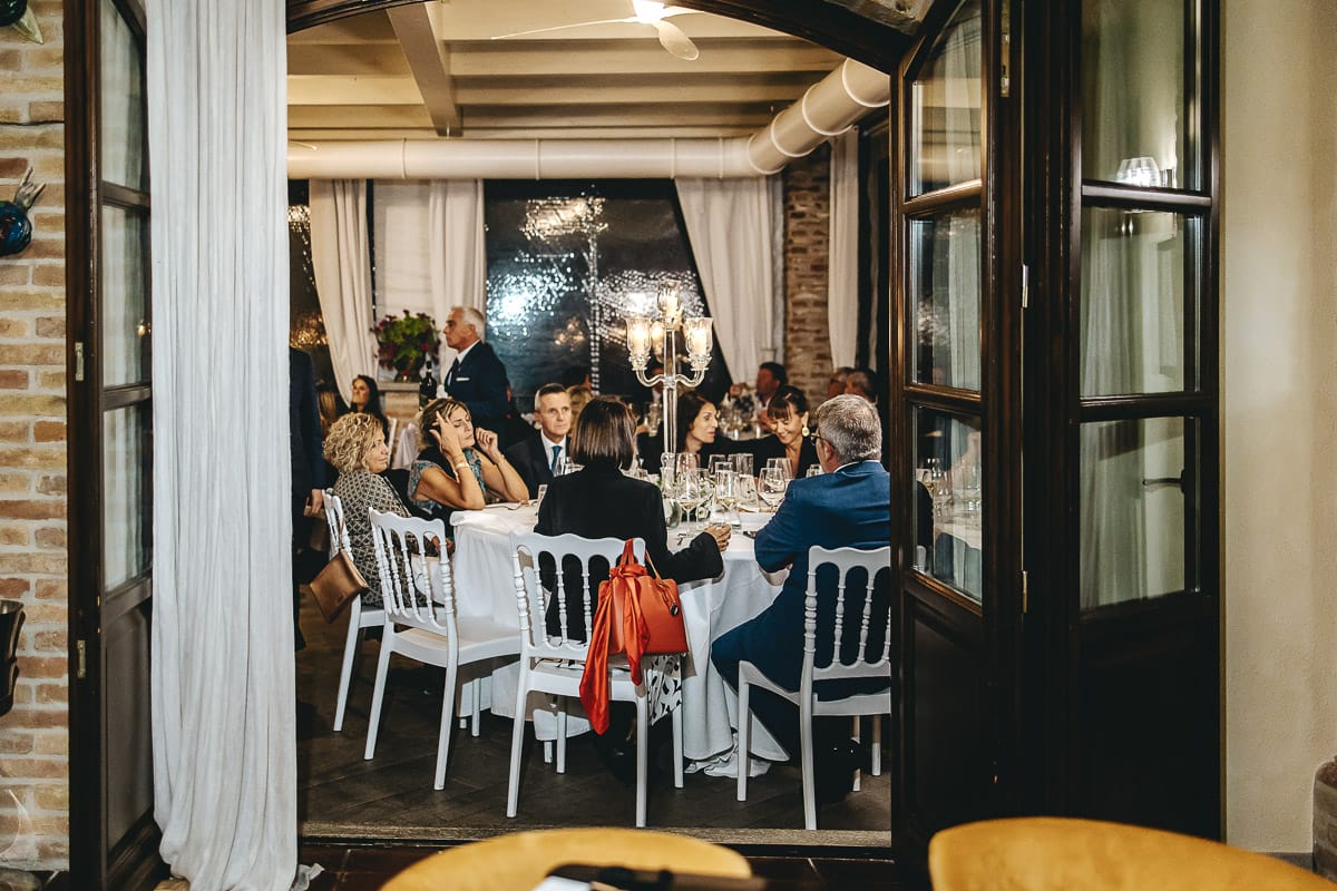 Matrimonio a "La Madernassa" nelle Langhe sotto la pioggia.Cena.