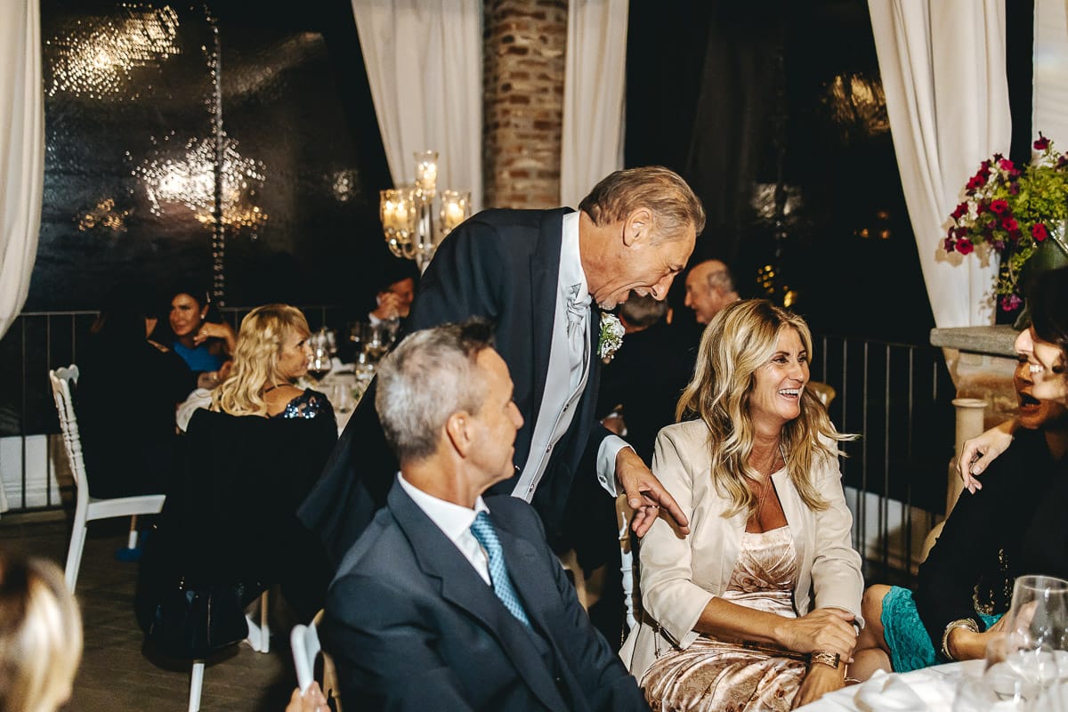 Matrimonio a "La Madernassa" nelle Langhe sotto la pioggia.Cena.