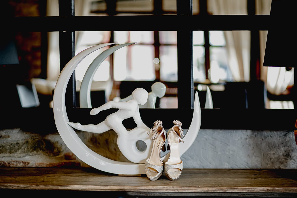 Post wedding a La Madernassa. Scarpe della sposa.