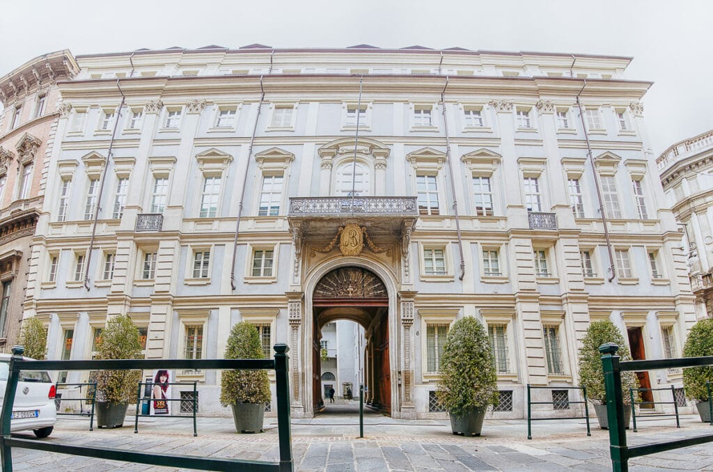 Matrimonio al "The Number Six" di Torino, la casa più bella del mondo