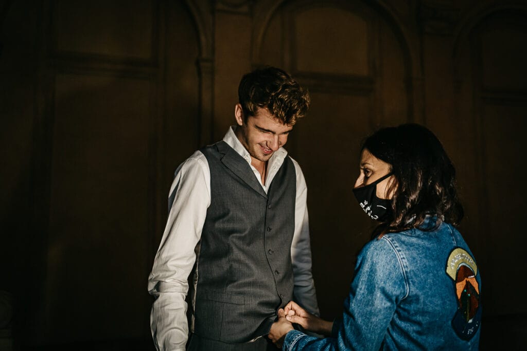 Matrimonio al "The Number Six" di Torino, la casa più bella del mondo. Preparazione dello sposo.