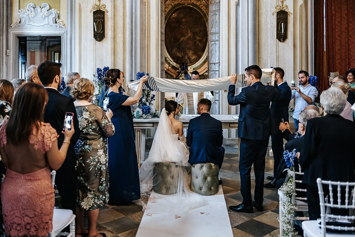 Matrimonio da favola al castello Canalis. Cerimonia.Rito della velazione.