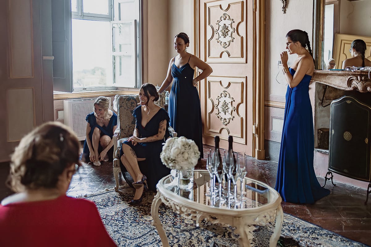 Matrimonio da favola al castello Canalis. Preparazione della sposa.
