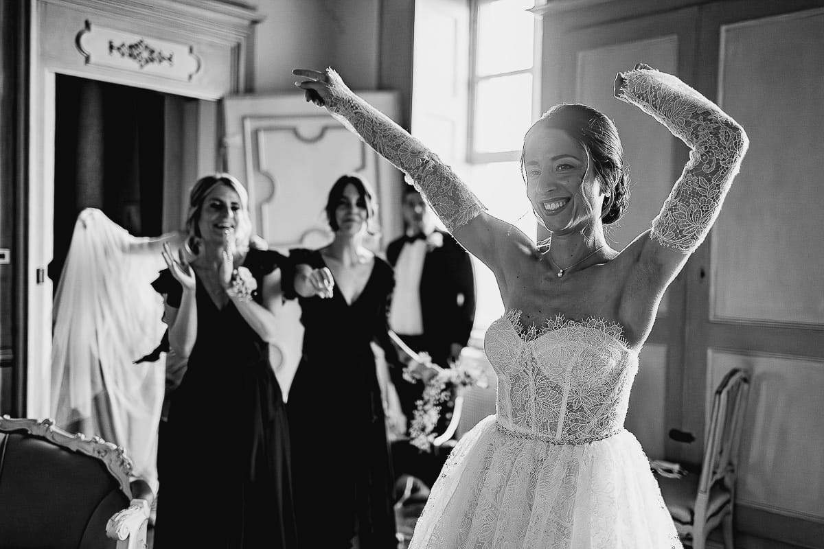 Matrimonio da favola al castello Canalis. Preparazione della sposa.